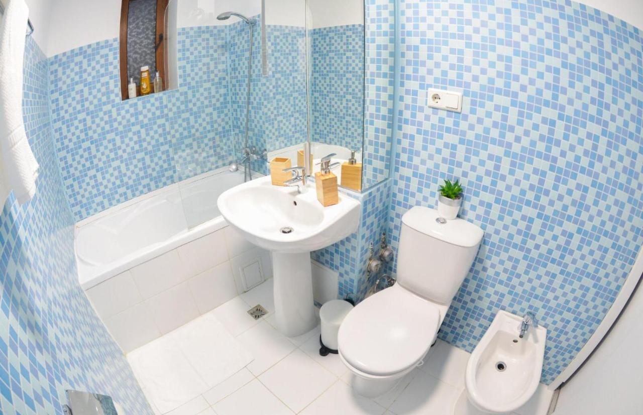 Spacious And Modern Apartment Close To Old City Bükreş Dış mekan fotoğraf